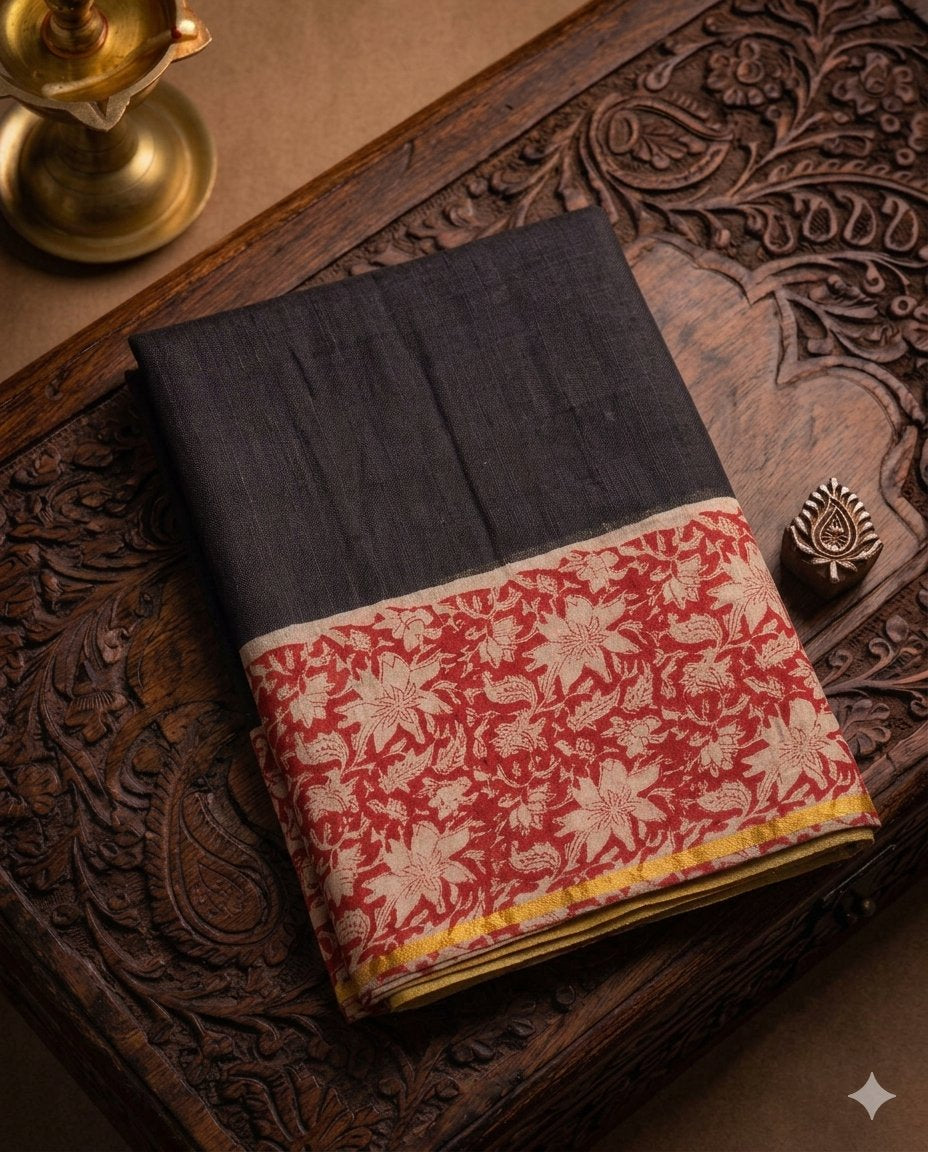 Black & Red Floral Handloom Maheshwari Semi Silk Saree - WK77-016